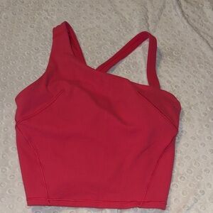l Asymmetrical LULULEMON Crop Top